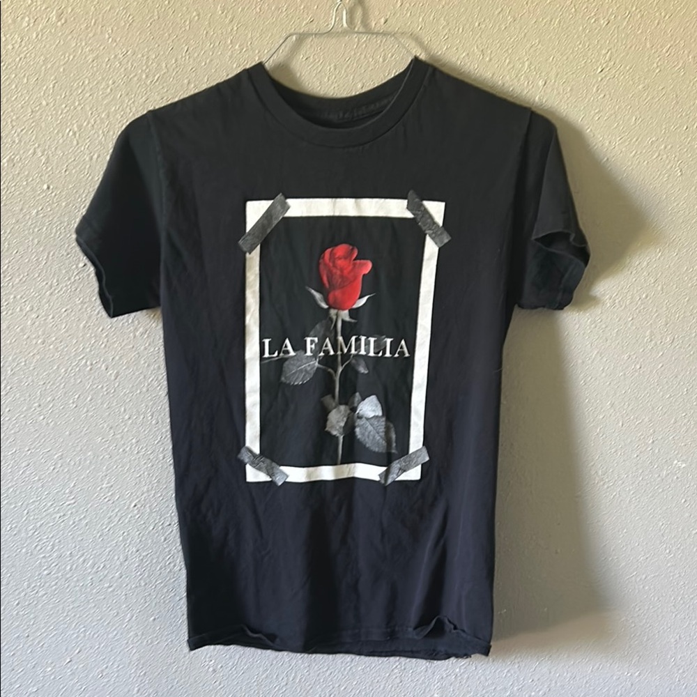 La Familia Black Graphic T-Shirt